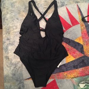 NEW Cupshe One Piece Navy Swimsuit Size Large